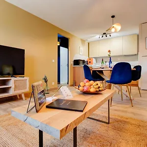 expat-renting-loriginal-la-cpire-parking.midi-pyreneeshotels.com/