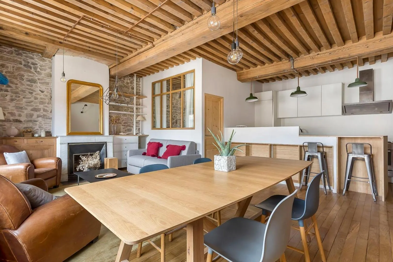 Apartment Flat Fourviere View / Near Place Des Terreaux Lyon France
